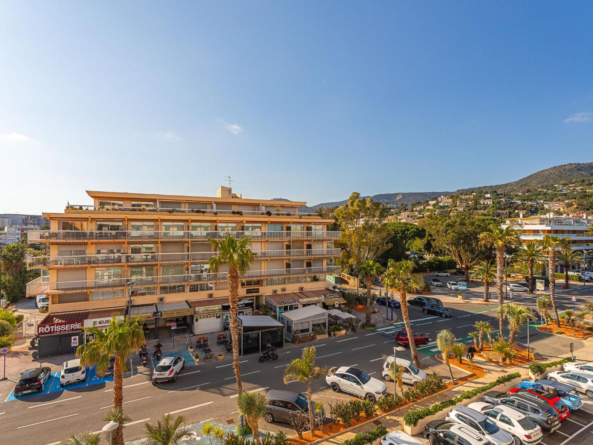 Studio Le Grand Large-4 By Interhome Le Lavandou Luaran gambar